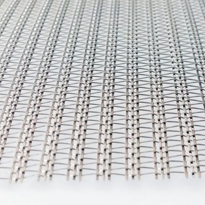 Mimarlık Cam Laminasyonlu Paslanmaz Çelik Tel Ağı Modern Uzay Bölücüleri ve Duvar Kaplamaları için Dokunmuş