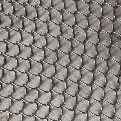 Restoran dekorasyonu için özel uzunluklu metal sarmal perdeler