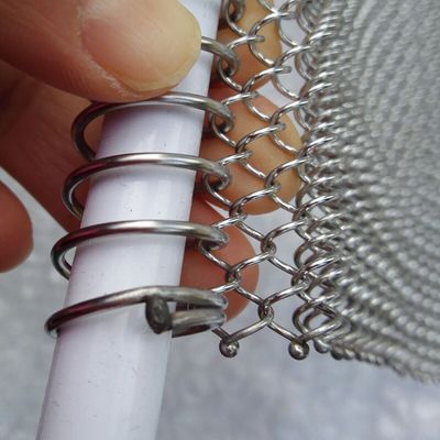 0.5-2mm Kalınlığı Yuvarlak Pencere Tedavisi Perde için Bronz Metal Bobin Perdeler