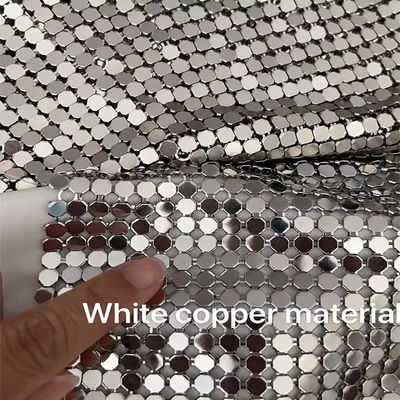 Alüminyum Alaşım Parlak Metal Çapraz Zincir Bağlama Kumaşı Perde Metal Mesh Kumaş