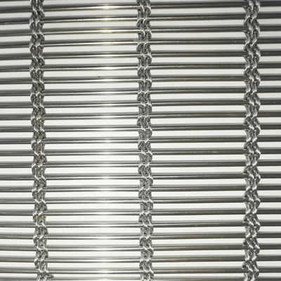 Dekoratif 3D Paslanmaz Çelik Dokunmuş Metal Mesh Ekranı Sanatsal Tavan Tasarımı Endüstriyel Estetik