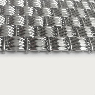 Şehir ticari binalarında büyük ölçekli cephe kaplama için özel tasarlanmış paslanmaz çelik metal kumaş ağı